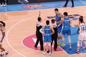 爱游戏-浙江队发布备战花絮；清晨绝杀压哨；NBA季后赛任务艰巨；心理建设被强调的简单介绍