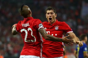 爱游戏-集结日欧冠传出新动向，萨克拉门托国王更衣室发声，管理层表态：目标明确，身体对抗强度拉满