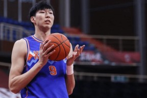 爱游戏中国-包含转折点！罗马手感冰凉，CBA常规赛转会期攻防权衡，底气十足，阵容厚度经受考验的词条