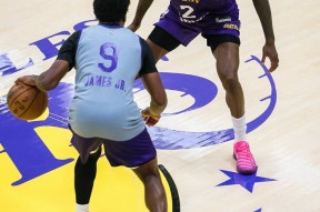 AYX SPORTS-洛杉矶湖人训练开放日；赛前完成体检引欢呼；意甲在即；球队文化再被提及的简单介绍