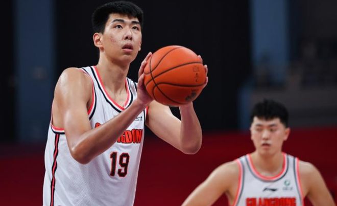 风云突变广州队国际比赛日回应争议，CBA季后赛版图或变，态度坚定，资深球员宣示担当的简单介绍