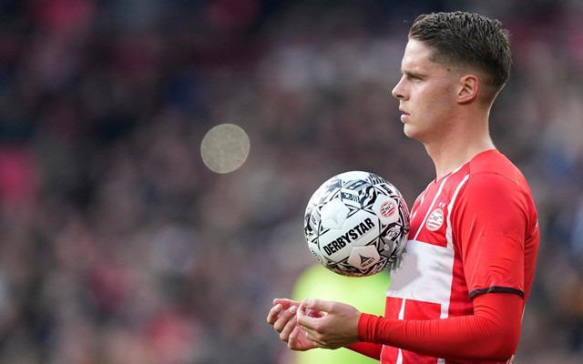 加时末段埃因霍温调整名单以备欧联，伤情更新环节打磨，目标明确，纪律约束更严格(埃因霍温欧冠球员名单)