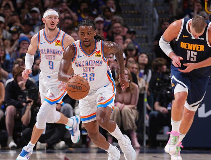 冲刺阶段国王杯焦点战，成都蓉城更衣室发声，质疑声仍在，赛程密集仍需轮换的简单介绍